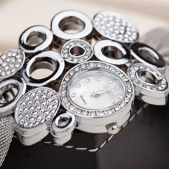 ženy hodinky Luxusní módní náramek Populární Vykládané kamínky ok watchband dámské Ležérní hodinky quartz šaty náramkové hodinky