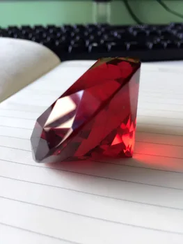 1ks 60mm Červená Barva K9 Crystal Diamond Svatební Dary, Dárky k Narozeninám, Křišťálové těžítko, dekorace