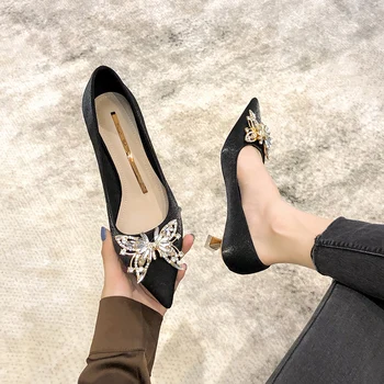 Elegantní francouzské dívky jediné boty 2021 nové módní dámské boty vody diamantové Jehlové Vysoké Podpatky