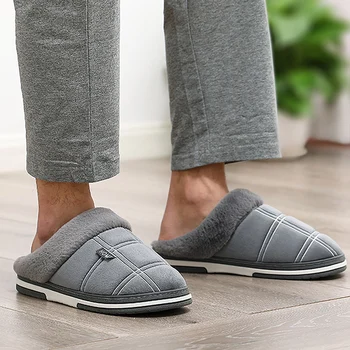 Zimní kožešinové pantofle muži Semišové Gingham plyšové teplé Vnitřní pantofle mužské Non slip Vodotěsné domácí pantofle pro muže dům boty 2021